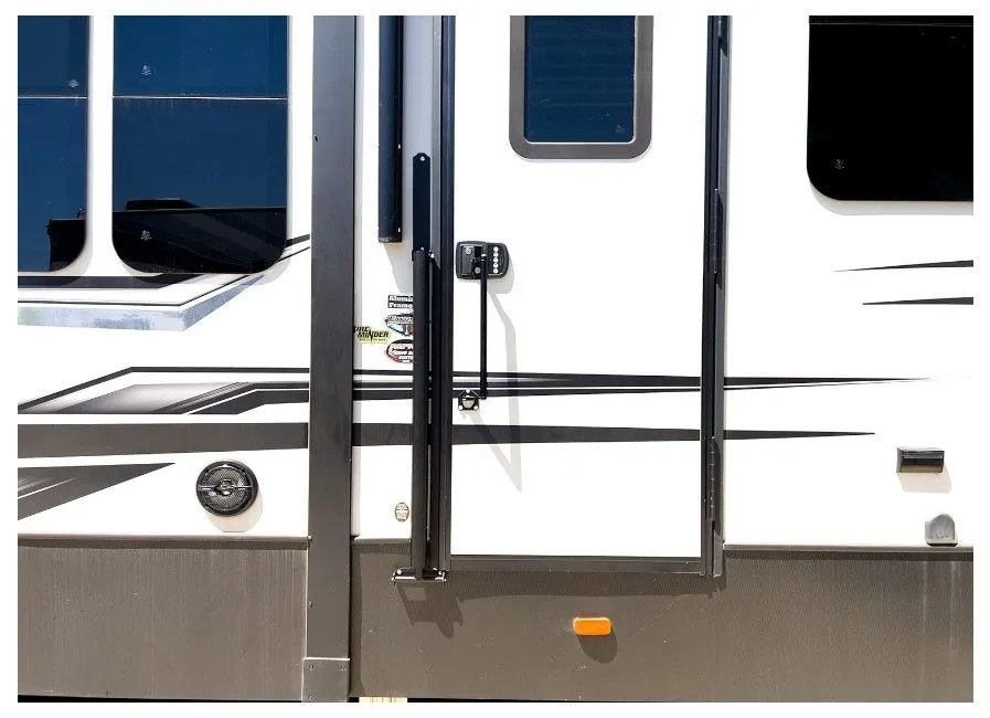 SAFE-T-RAIL